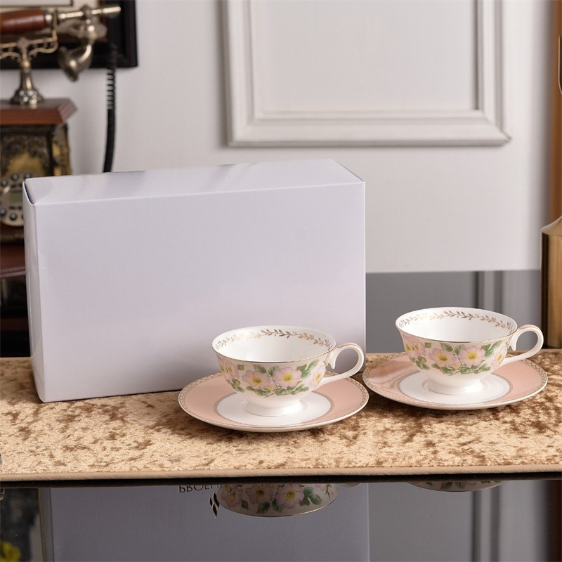Ménage os porcelaine tasses à  - Tea Coffee Utensils avis et prix